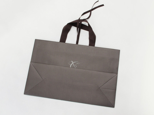 Bolsas de papel personalizadas con serigrafía Bolsas de papel de lujo para trajes formales