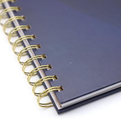 Cuadernos de ejercicios personalizados con barniz mate brillante 100 120 140 páginas